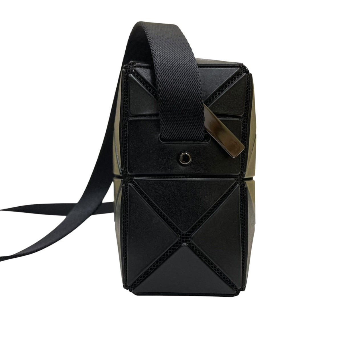 CUBOIDショルダーバッグBB51AG661