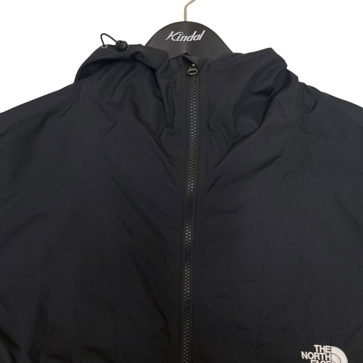 Compact JacketマウンテンパーカーNP72230