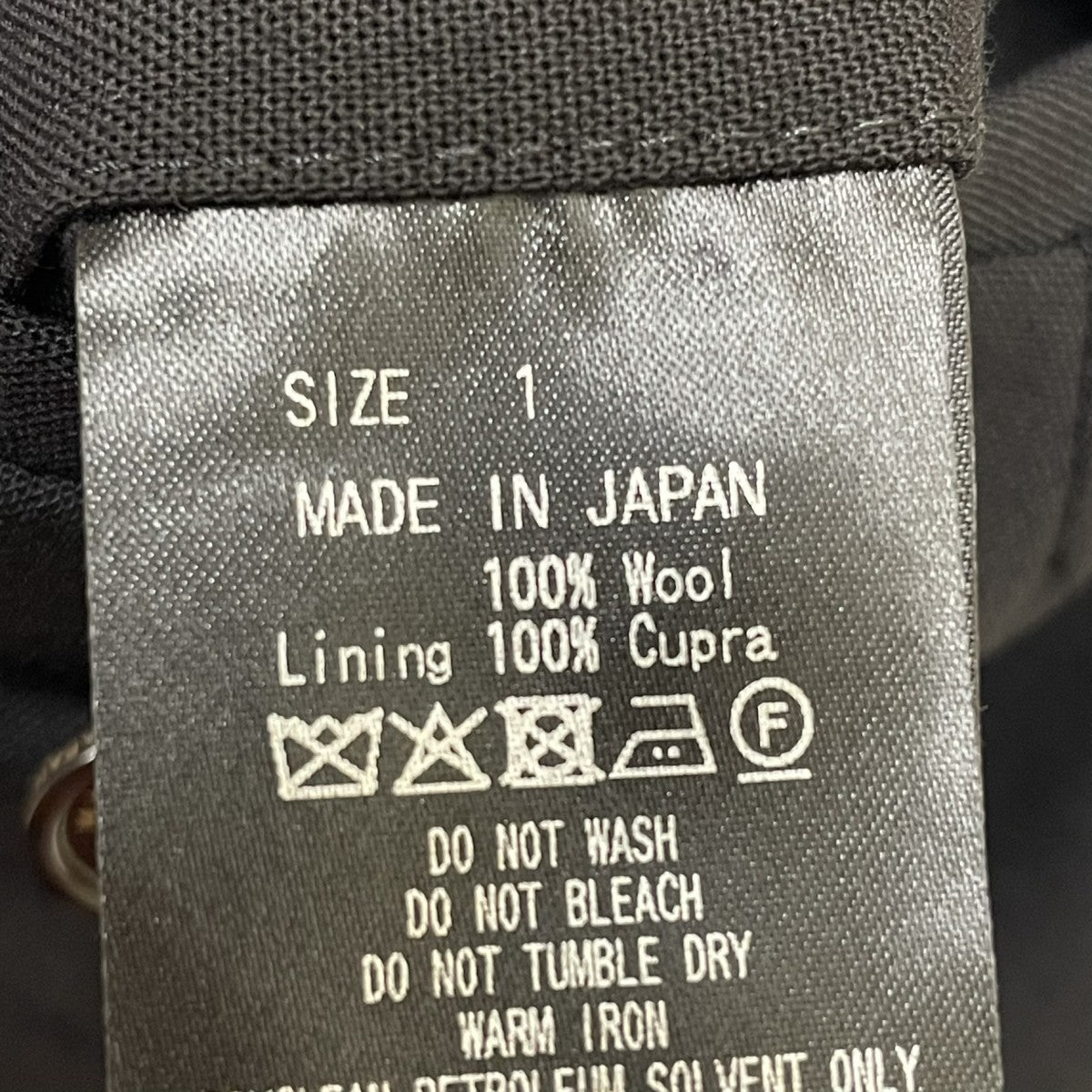 TRIPLE PLEATED WIDE TROUSERSスラックスA26A03PT02C