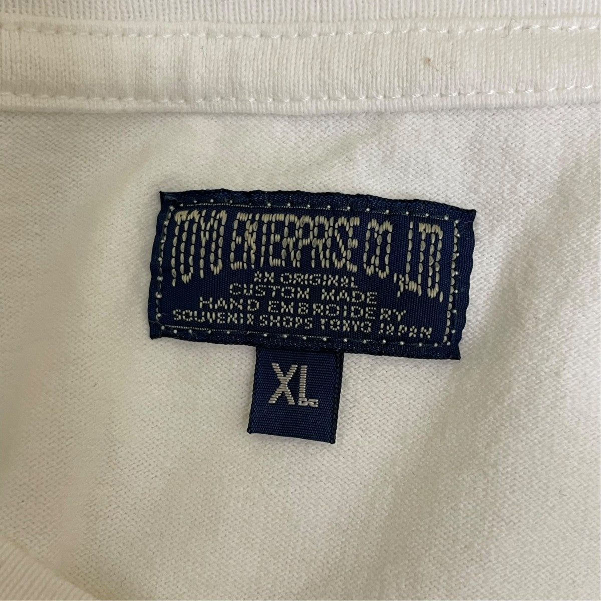 スカル刺繍半袖Tシャツ