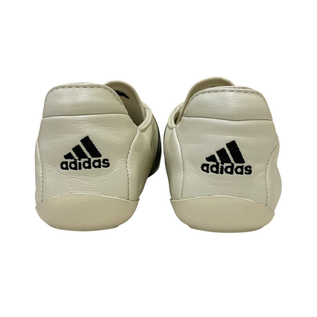 Pharrell Williams × adidas Vario Flat EartherローカットスニーカーKI7668