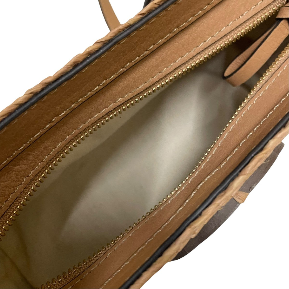 Dawn Raffia Crossbodyショルダーバッグ