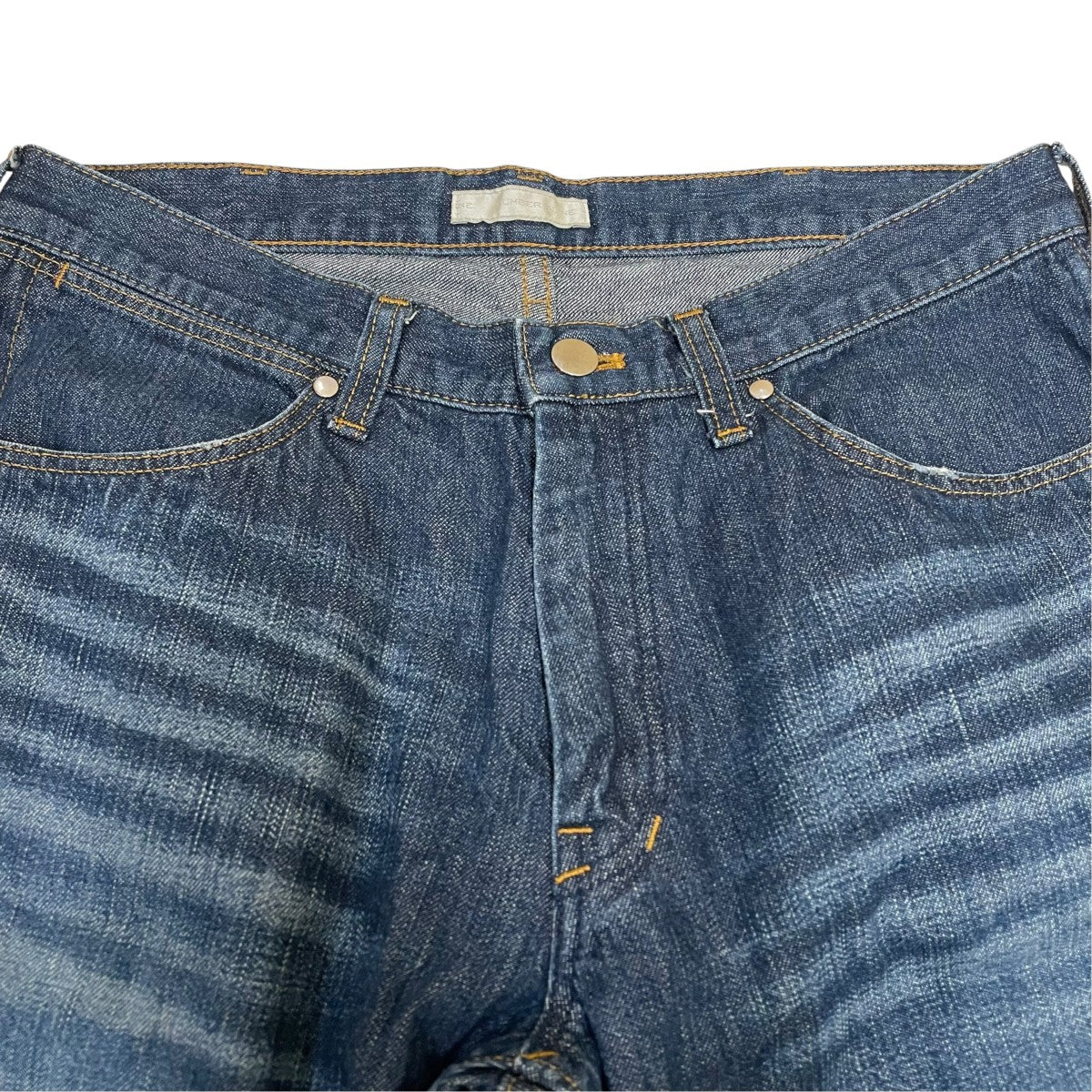 デニムパンツ