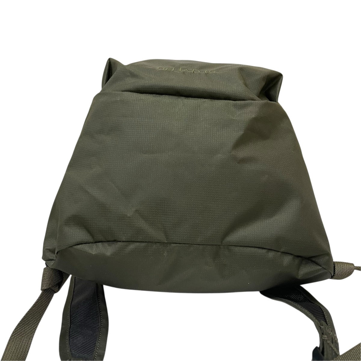 ARC’TERYX Heliad 15バックパックX000009829 古着・中古-4枚目のアイテム画像