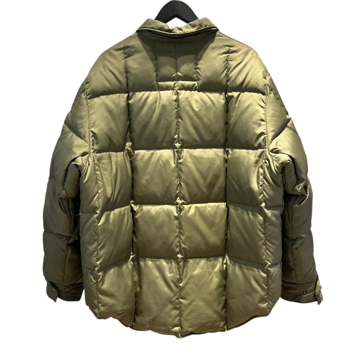 ダウンジャケット