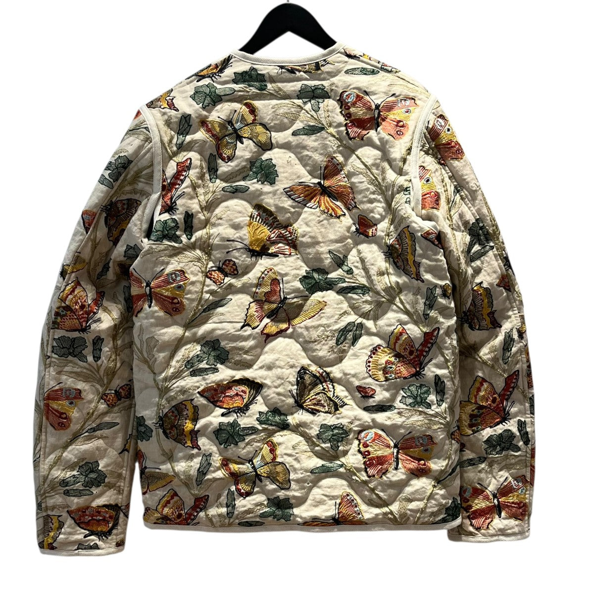 CDG JUNYA WATANABE MAN 26SS 綿麻ｳﾞｨｽｺｰｽ 本刺繍 蝶柄 ﾘﾊﾞｰｼﾌﾞﾙｼﾞｬｹｯﾄキルティングジャケットWQ-J026-051-1-4 古着・中古-2枚目のアイテム画像