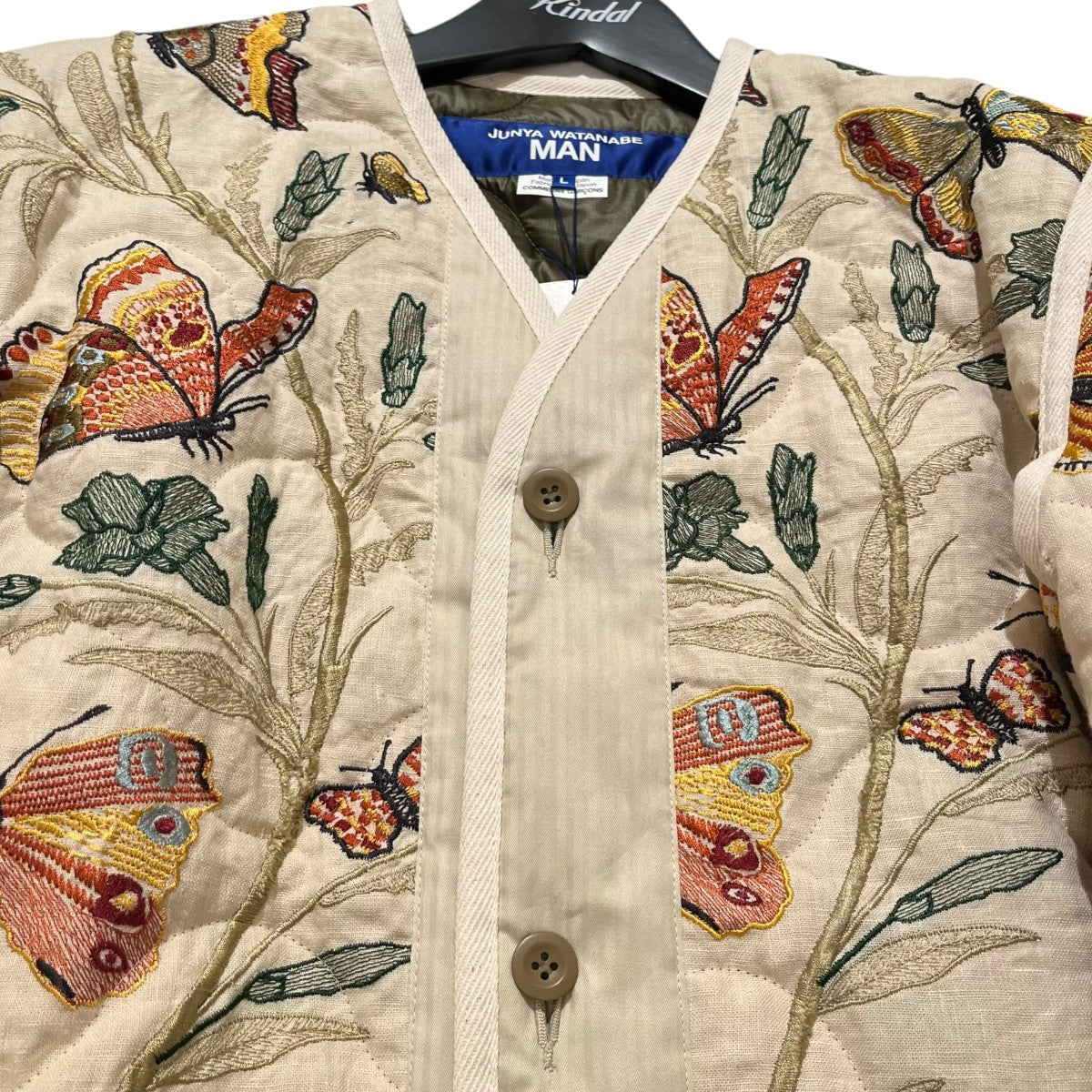 CDG JUNYA WATANABE MAN 26SS 綿麻ｳﾞｨｽｺｰｽ 本刺繍 蝶柄 ﾘﾊﾞｰｼﾌﾞﾙｼﾞｬｹｯﾄキルティングジャケットWQ-J026-051-1-4 古着・中古-3枚目のアイテム画像