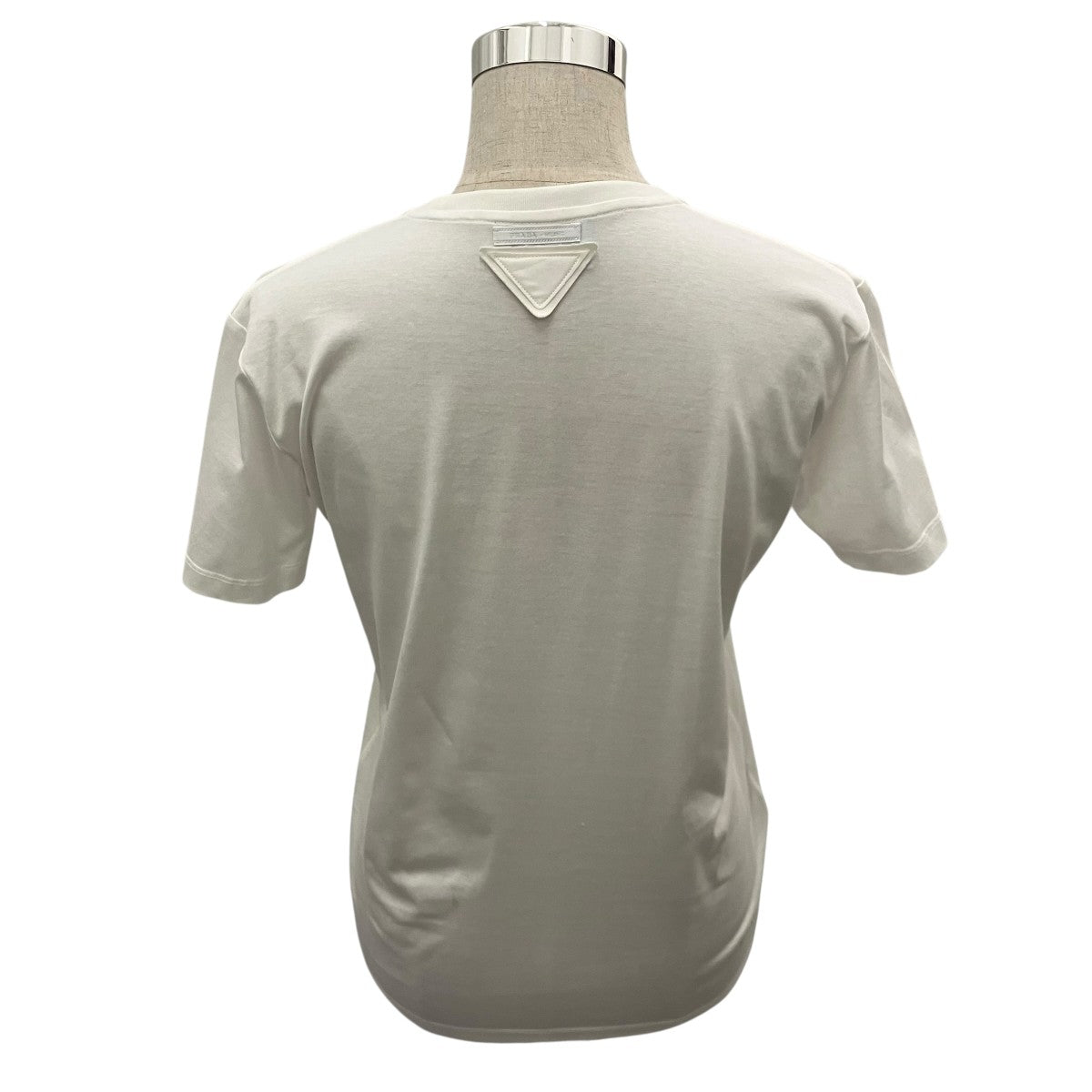 PRADA バッグトライアングル Tシャツ PRADA (プラダ) トライアングル ロゴ プレート クルーネック 半袖 T
