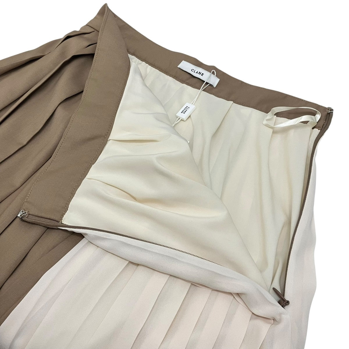 CLANE 【BI COLOR PLEATS SKIRT】バイカラープリーツスカート10109-6132 古着・中古-5枚目のアイテム画像