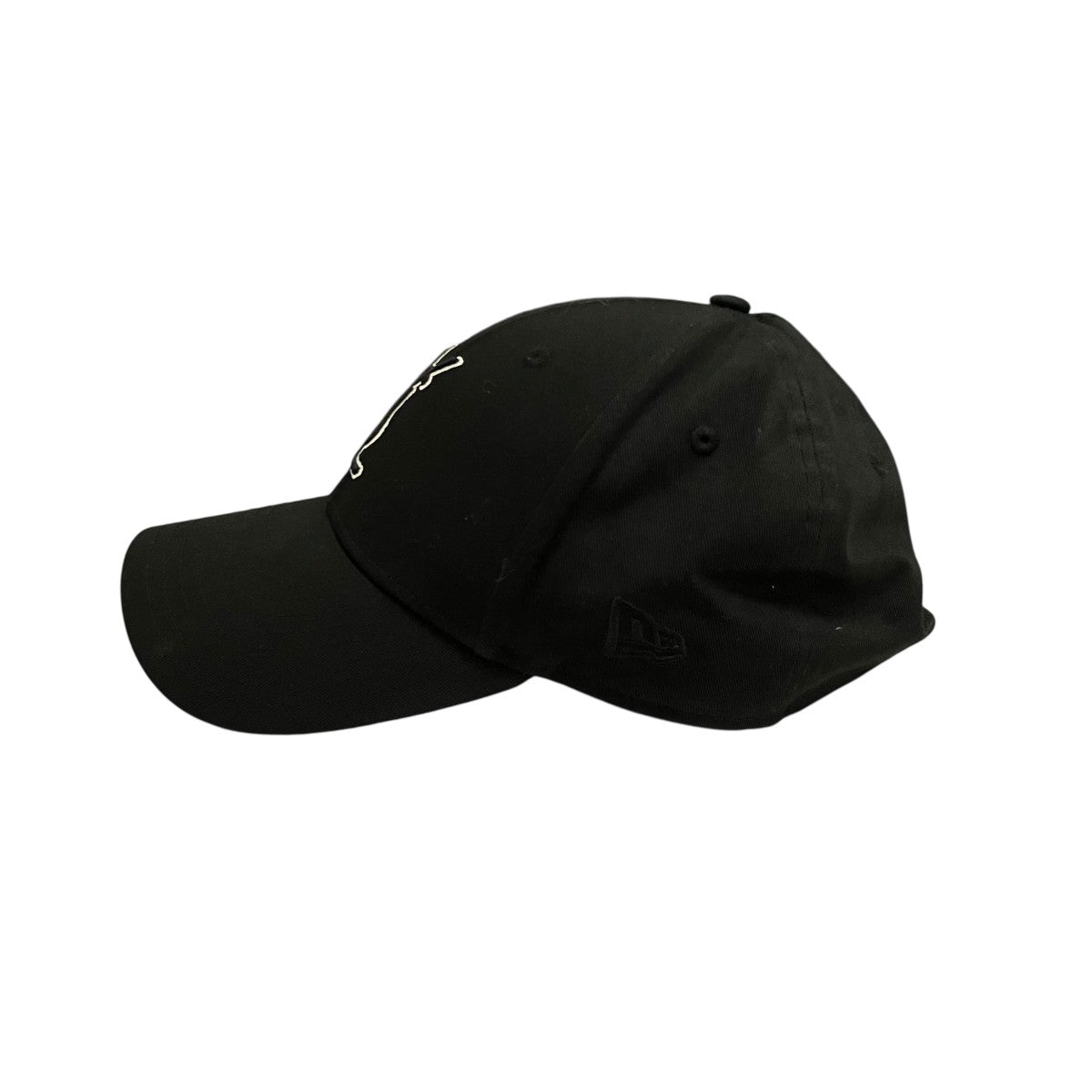 サンローランパリ　カサンドラロゴキャップ　ブラック　687687 Saint Laurent Paris×New Era ロゴキャップ687687 687687 ブラック