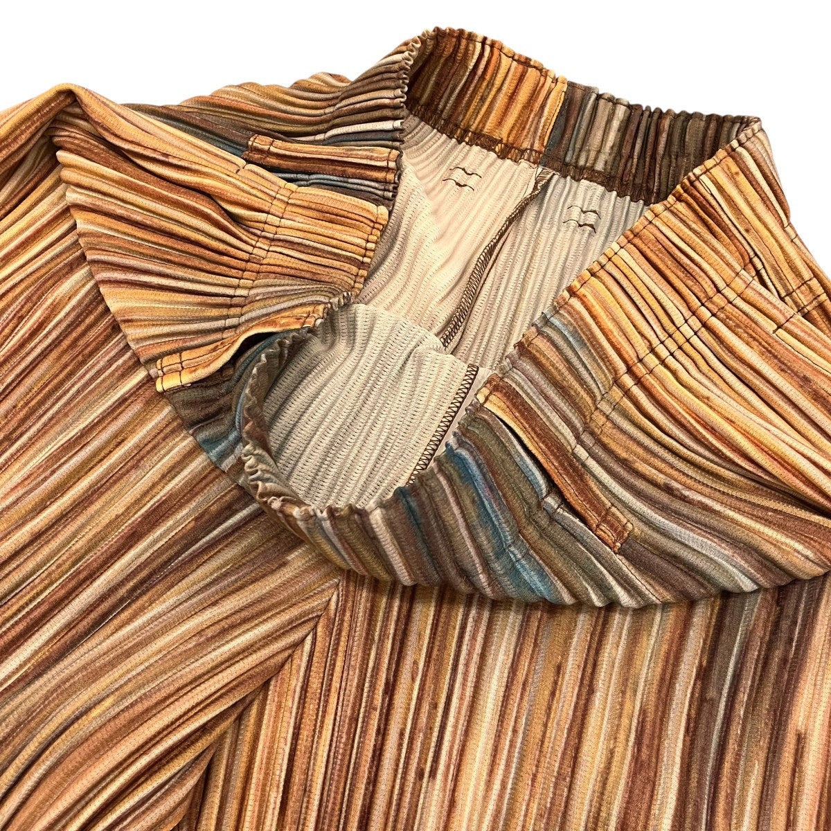 HOMME PLISSE ISSEY MIYAKE 26SS【PAINT BRUSH CLOSE-UP】プリーツパンツHP61JF217 古着・中古-5枚目のアイテム画像