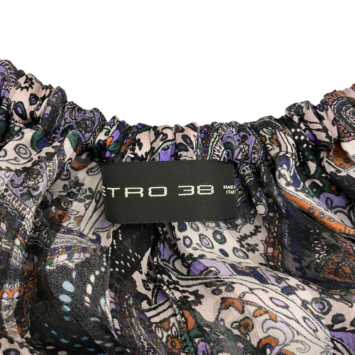 【極美品】エトロ 近年モデル ペイズリー ジャガード ベスト 伊製 46 シルク ETRO(エトロ) シルクペイズリースカート201-13396-4594 201-13396-4594
