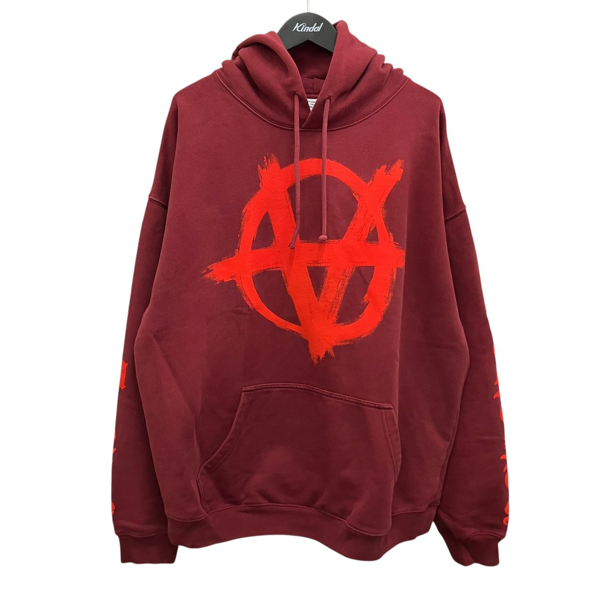 VETEMENTS アナーキープリントパーカーUE51TR650R 古着・中古-1枚目のアイテム画像