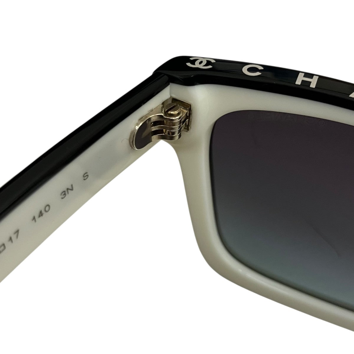 シャネル 5070 ホワイト サングラス ケース付 125 CHANEL CHANEL(シャネル) サングラス5417-A 5417-A ブラック×ホワイト サイズ