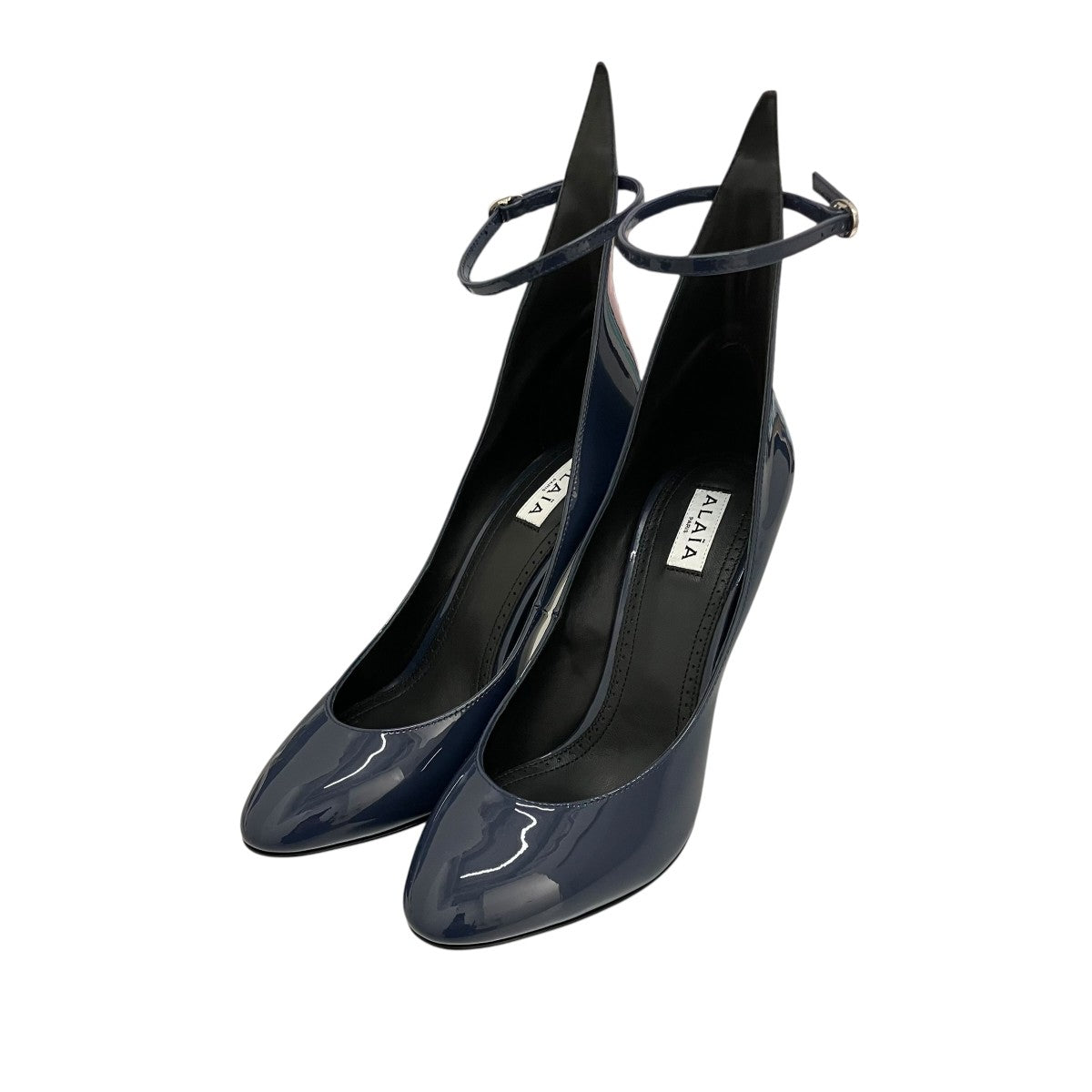 ALAIA 24AWデコルテパテントヒールパンプスAA3E073CK168 古着・中古-1枚目のアイテム画像