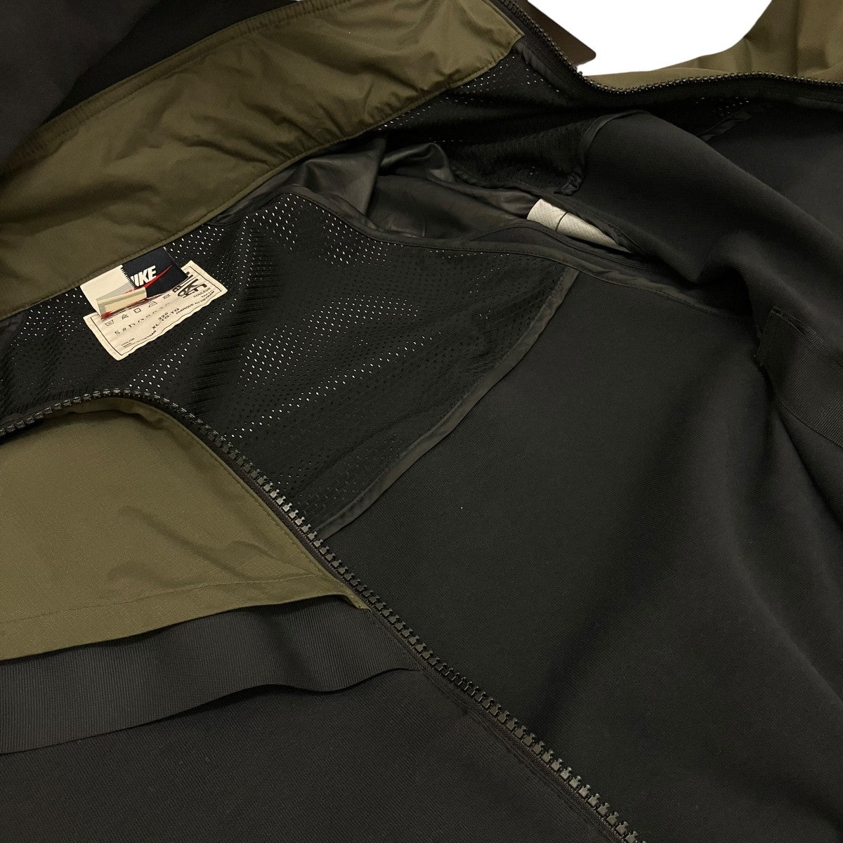 NIKE×sacai 【FULL ZIP HOODIE】レイヤードパーカーDQ9030-325 古着・中古-6枚目のアイテム画像