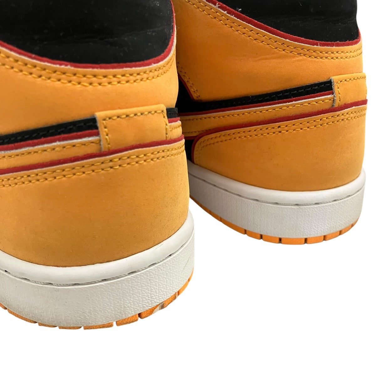 【AIR JORDAN 1 MID SE】スニーカーFJ4923-008