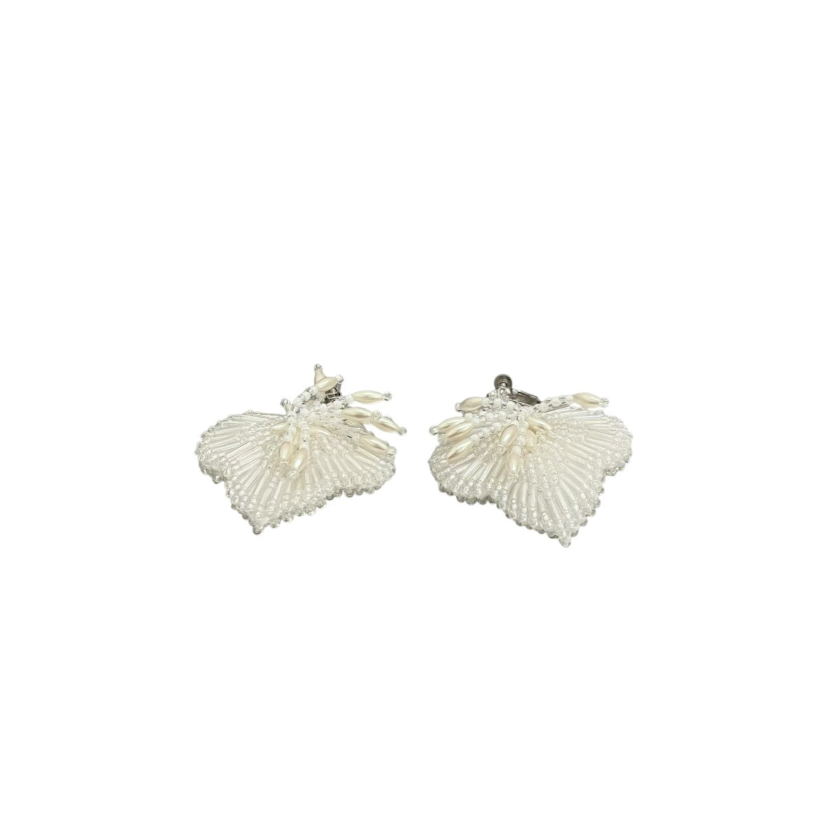 Tanaka Daisuke 【WHITE CLOVER BEADS EARRINGS】イヤリング 古着・中古-3枚目のアイテム画像
