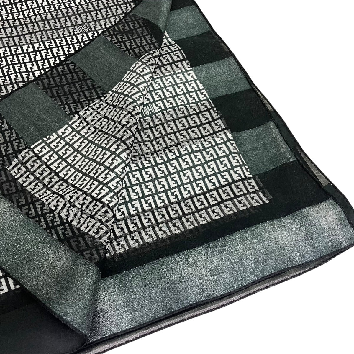 FENDI ズッカ柄スカーフ 古着・中古-2枚目のアイテム画像