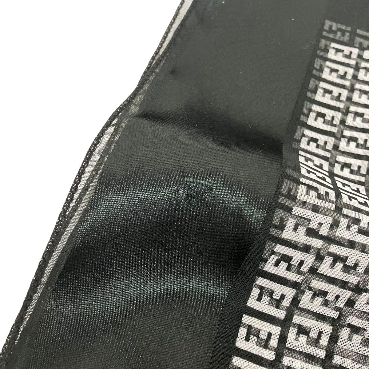 FENDI ズッカ柄スカーフ 古着・中古-5枚目のアイテム画像