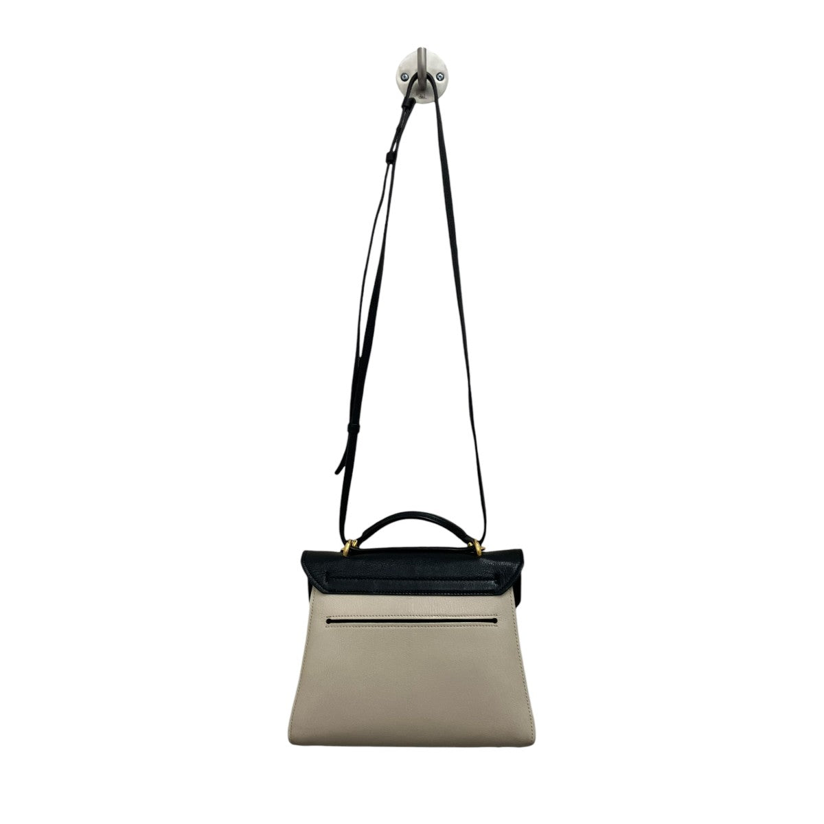 Salvatore Ferragamo マーゴット2WAYバッグ 古着・中古-2枚目のアイテム画像