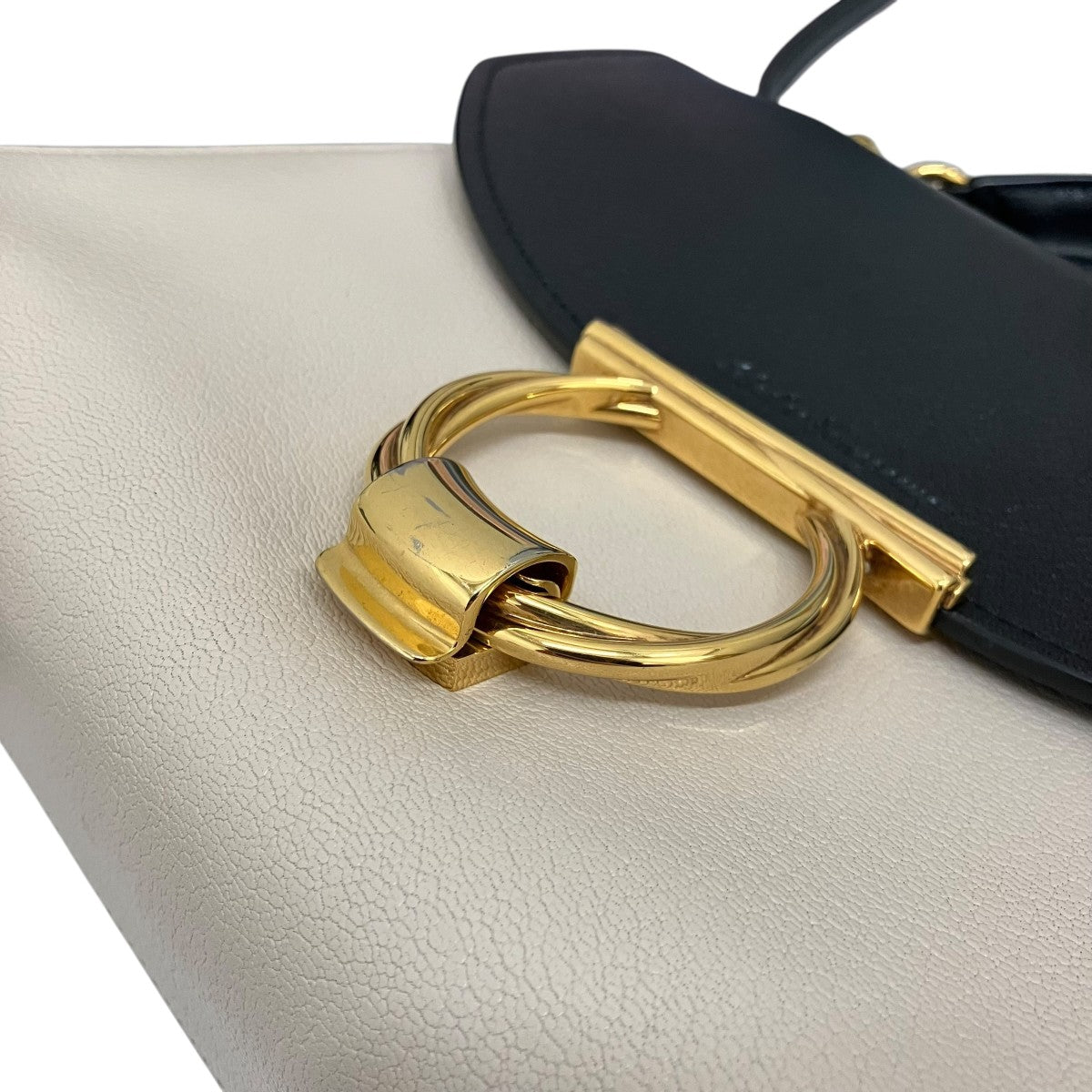 Salvatore Ferragamo マーゴット2WAYバッグ 古着・中古-7枚目のアイテム画像