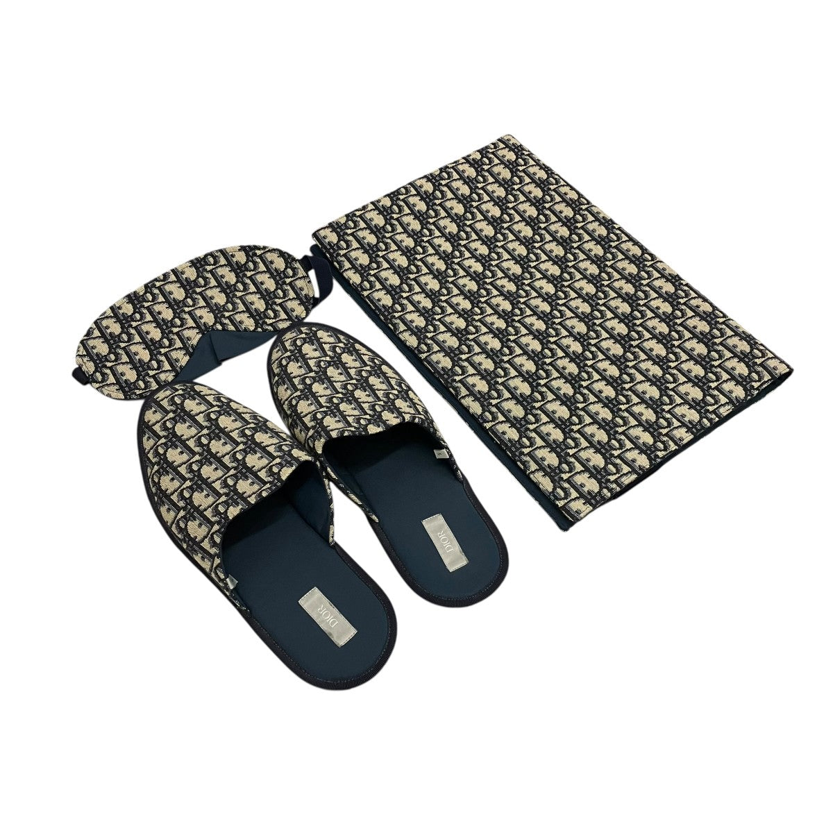 DIOR ホームウェアキット(スリッパ、ナイトマスク、ポーチ) 古着・中古-1枚目のアイテム画像