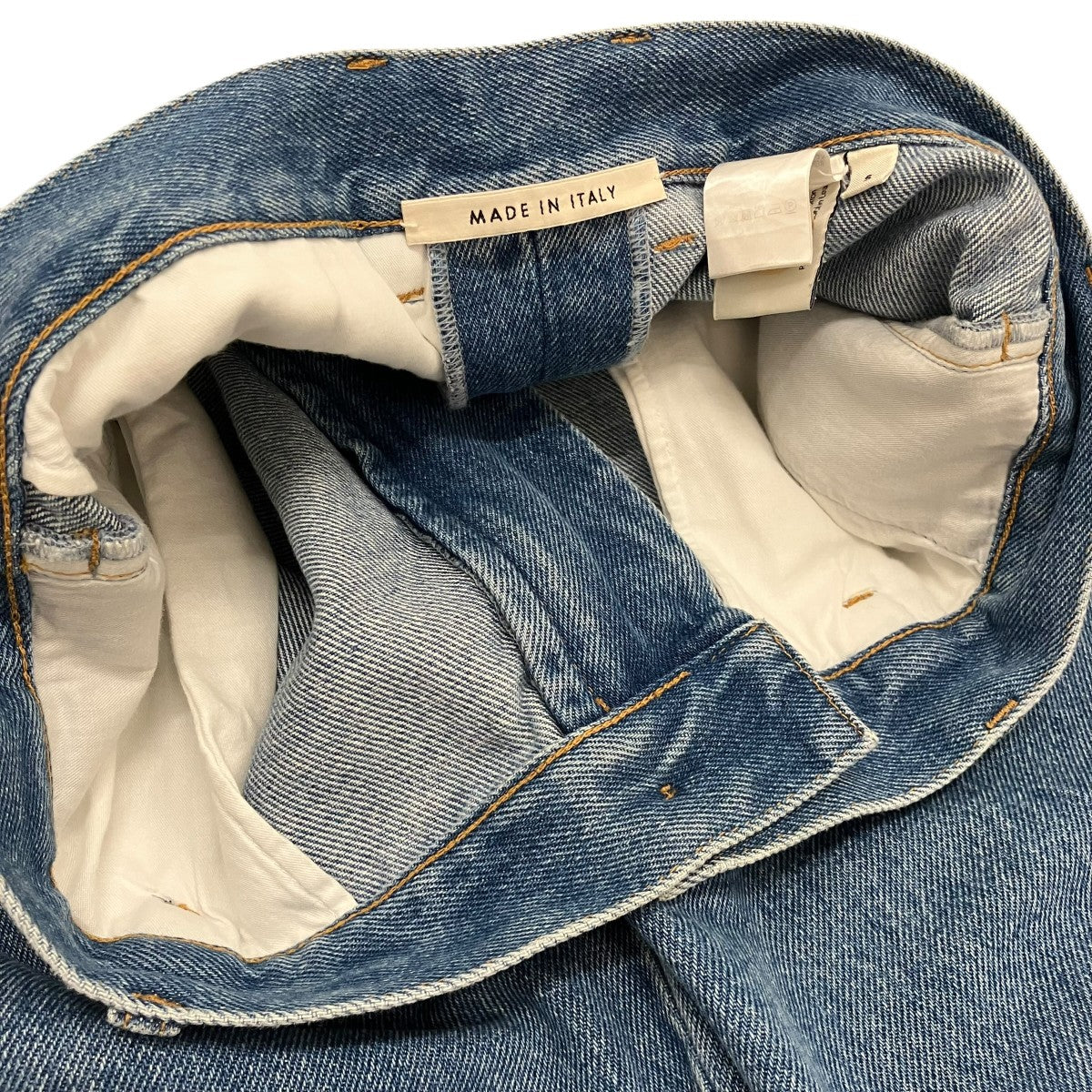 【DENIM PLEATED TROUSERS】デニムパンツ