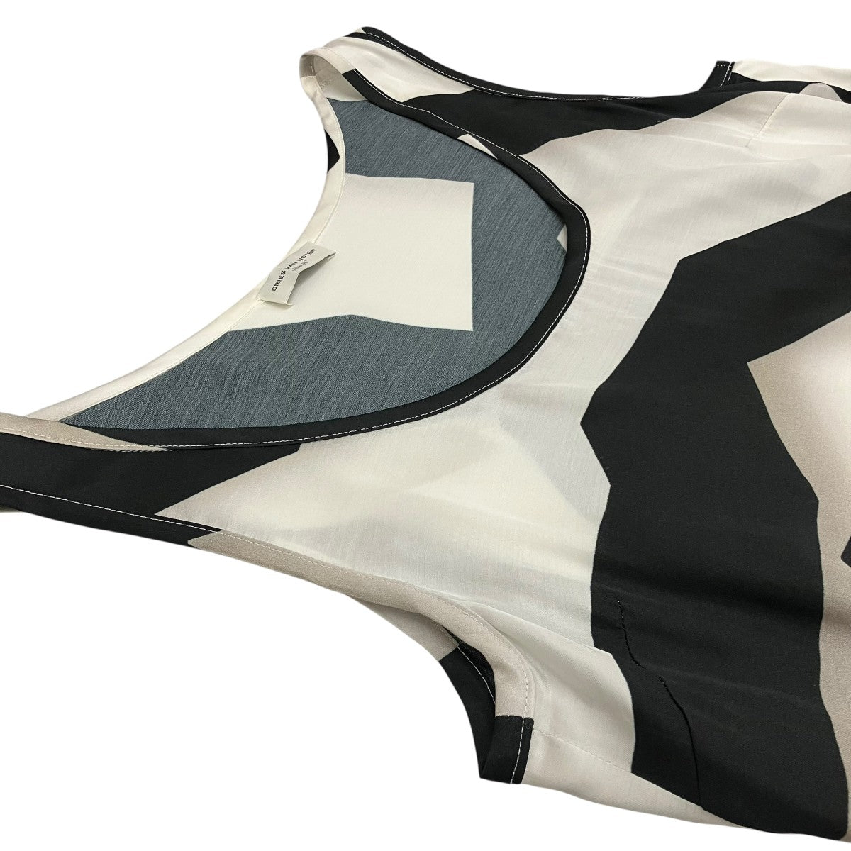 DRIES VAN NOTEN ノースリーブワンピース 古着・中古-7枚目のアイテム画像