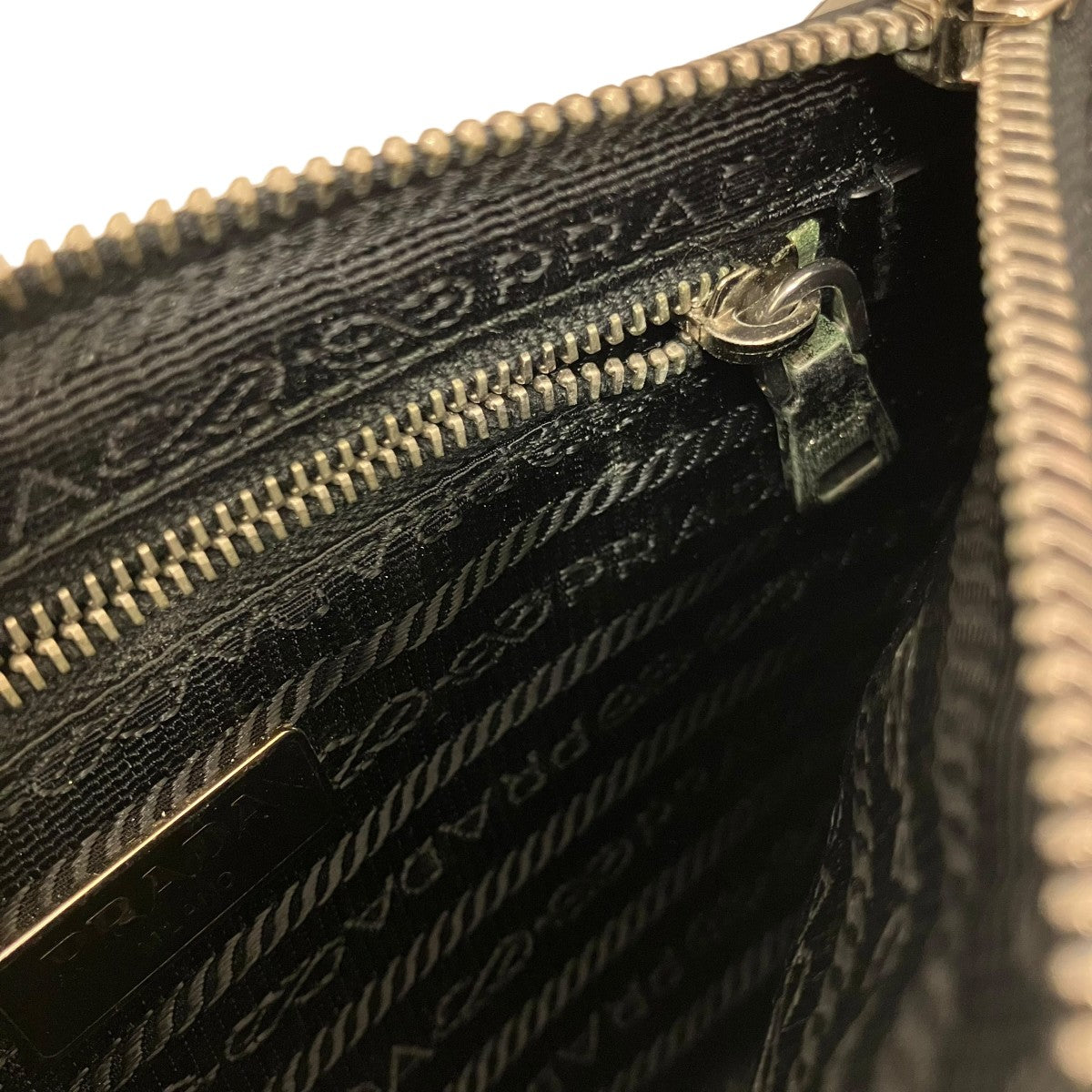 PRADA ビジュークラッチ 古着・中古-8枚目のアイテム画像