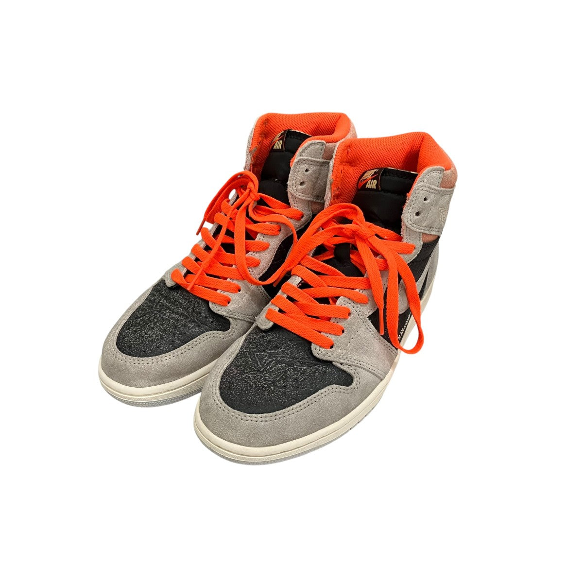 【AIR JORDAN 1 RETRO HIGH OG】ハイカットスニーカー555088-018