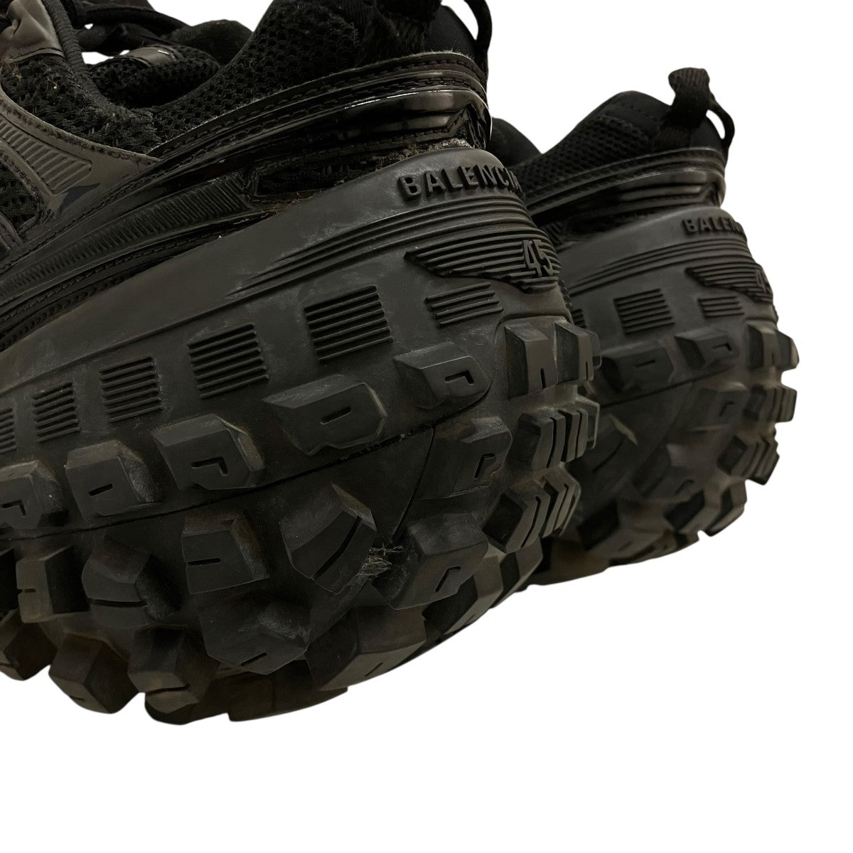 【DEFENDER BOUNCER】ローカットスニーカー685613