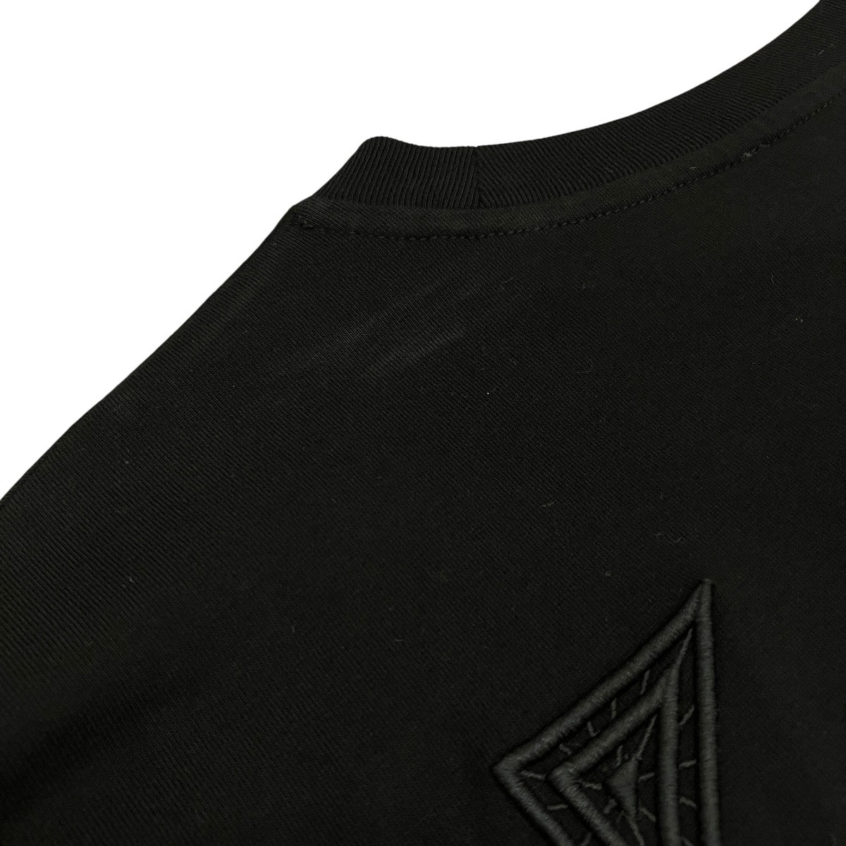 バック刺繍TシャツOWAA089S24JER009