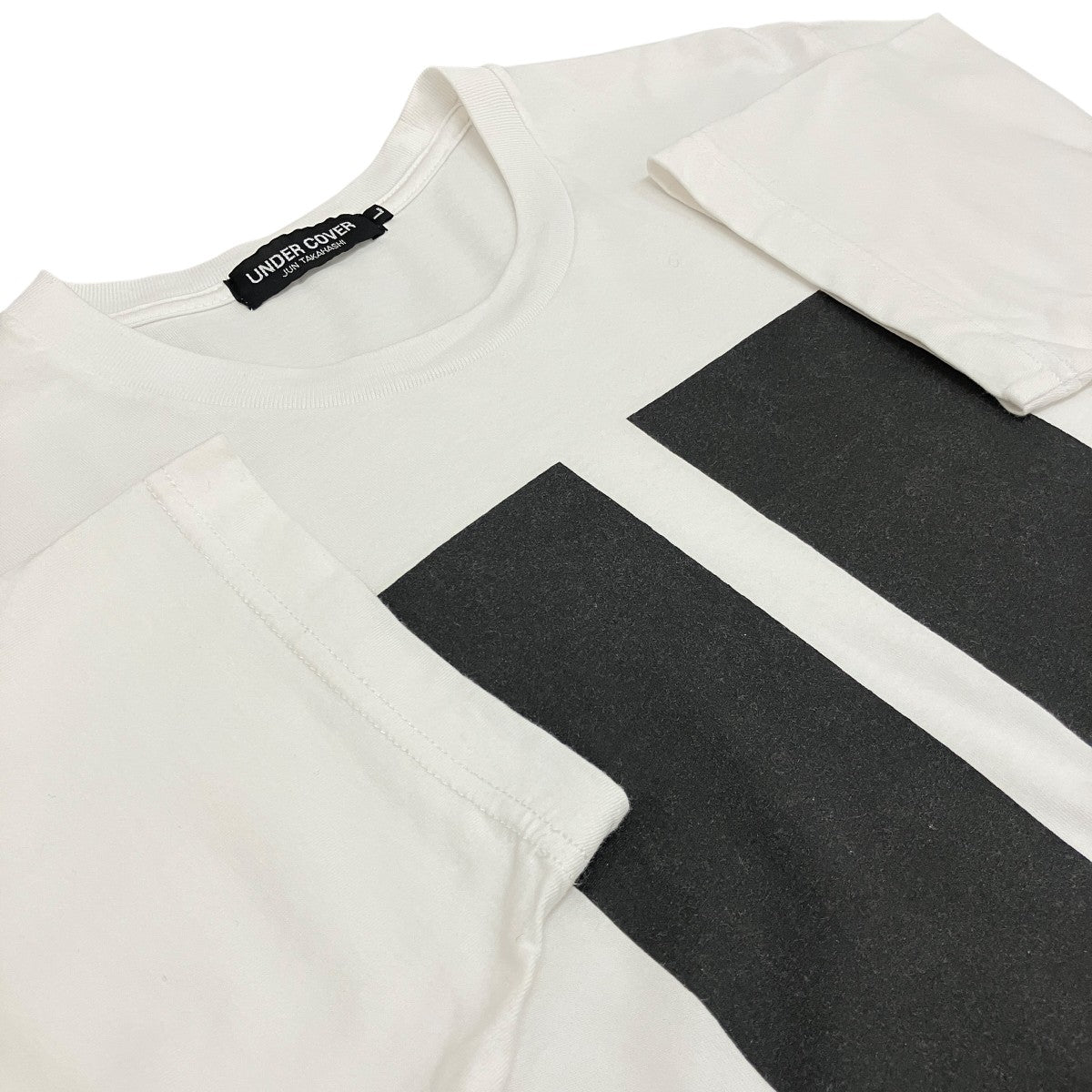 UロゴTシャツ