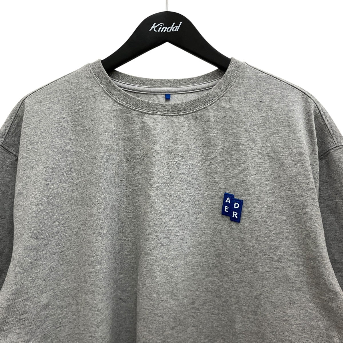 【Sig; BL Tag t-shirt 01】ロゴパッチTシャツBO42FYTS0101GR