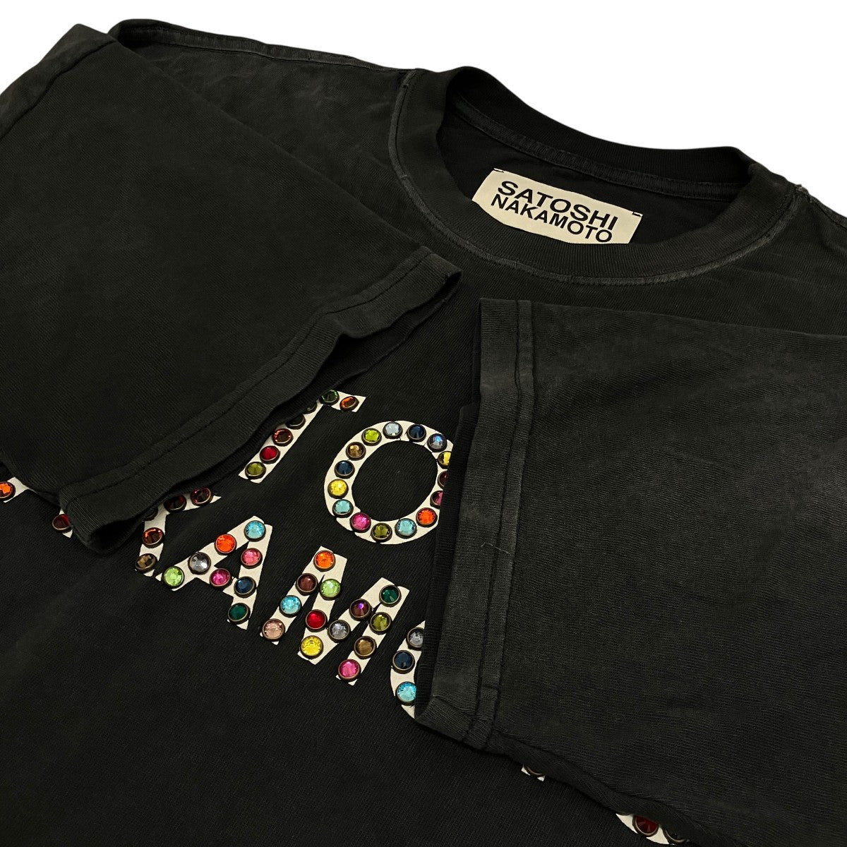 【STUDDED LOGO TEE】スタッズロゴTシャツ
