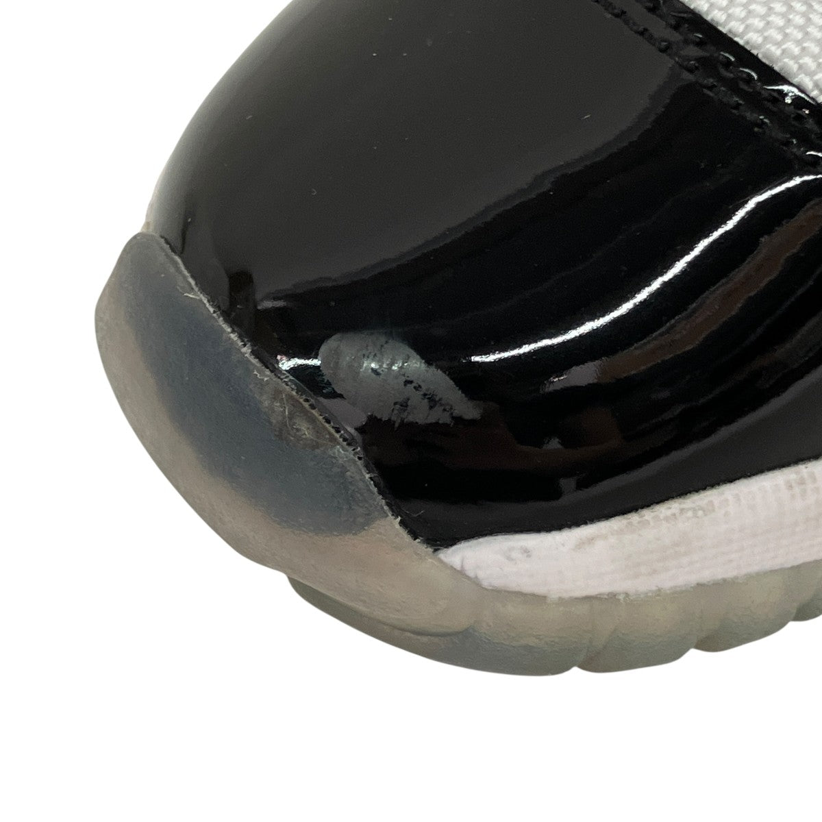 AIR JORDAN 11 RETROハイカットスニーカー378038-100