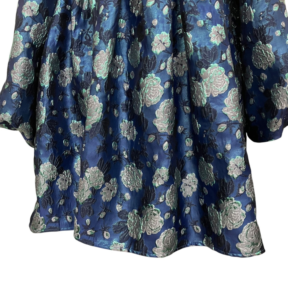 【SPOTLIGHT JACQUARD MINI DRESS】ワンピース32SK03DRD675BLE