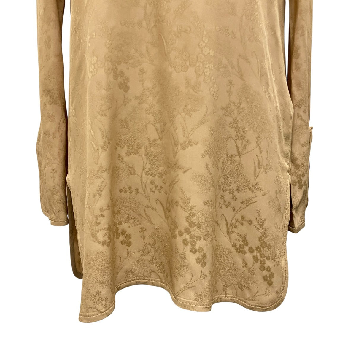 【FLORAL JACQUARD HIGH NECK BLOUSE】フローラルジャガードブラウスMM24FW-SH042