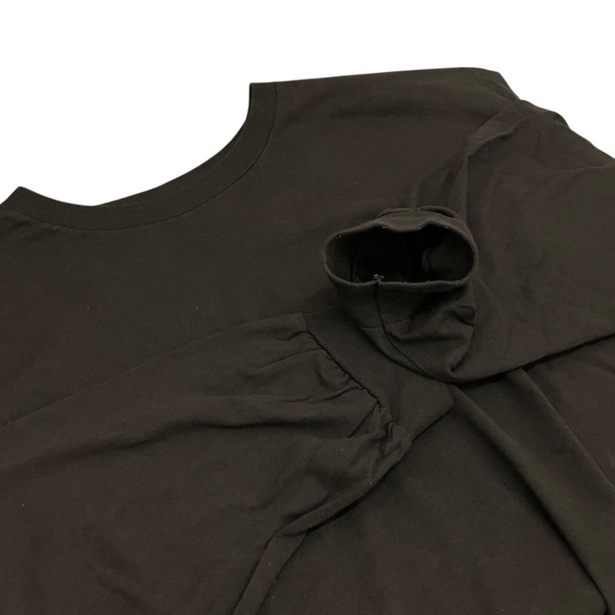 【CREW NECK LONG SLEEVE T-SHIRT】ロゴ刺繍長袖Tシャツ