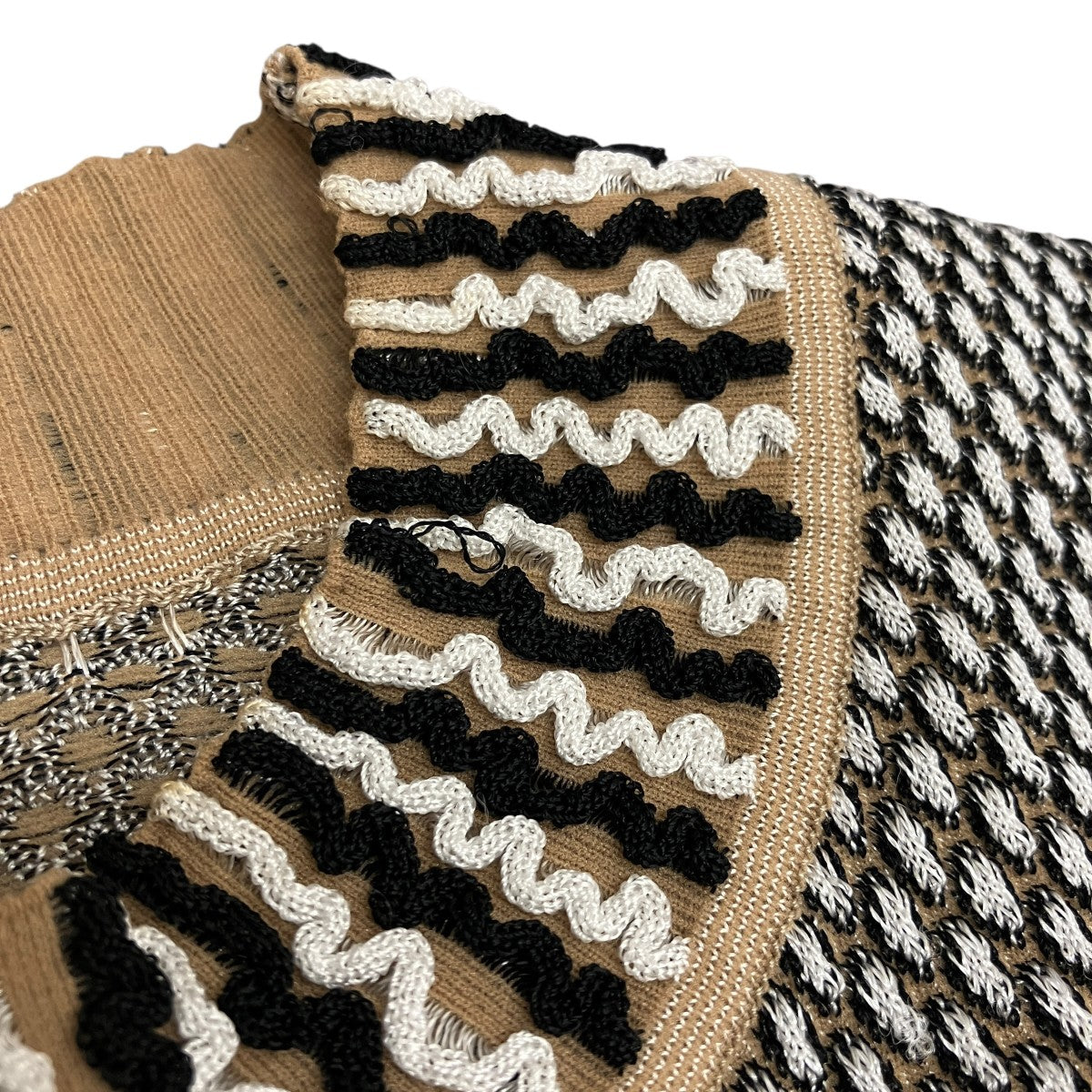 【SPOTS PATTERN KNITTED CROPED TOP】クロップドニットMM24SS-KN058