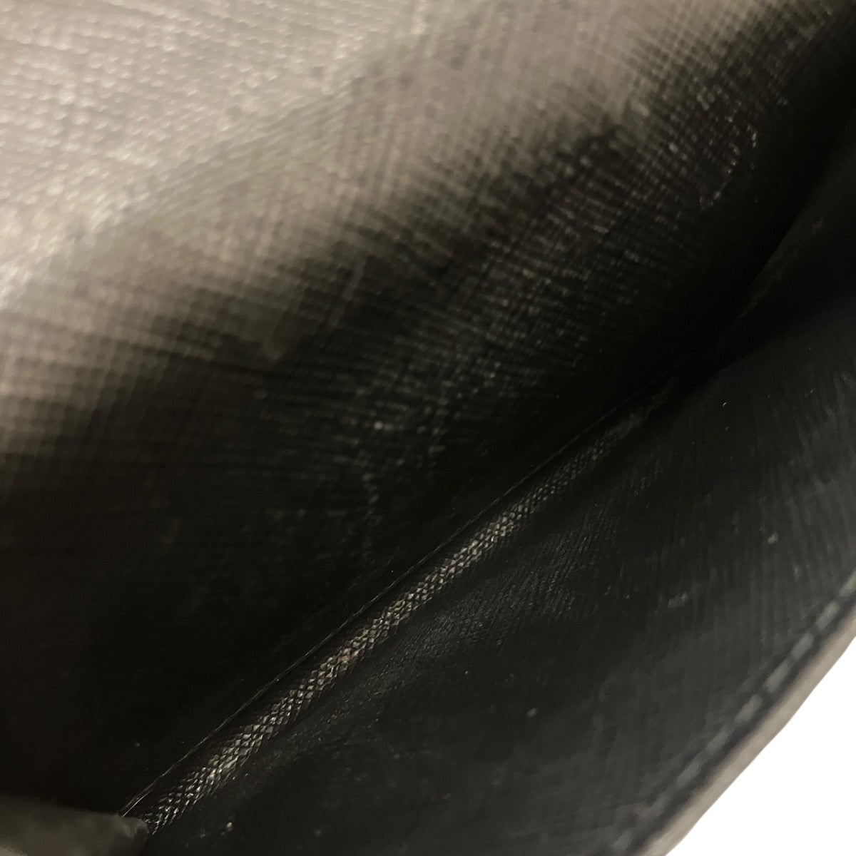 【SAFFIANO METAL】2つ折り財布