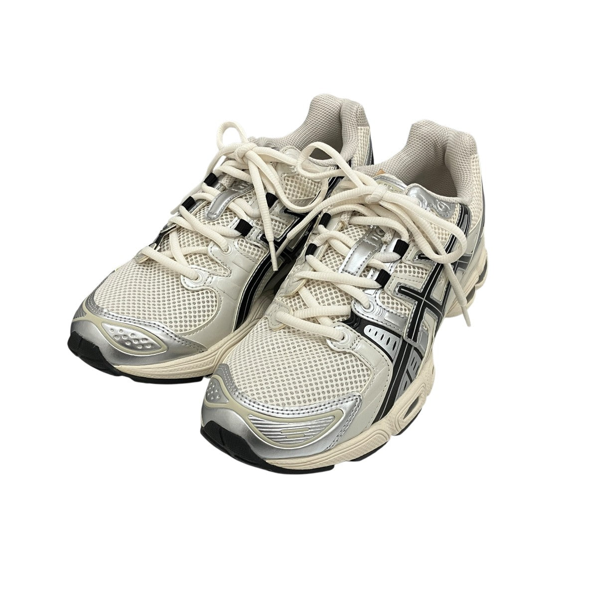 【GEL NIMBUS 9】スニーカー1201A424