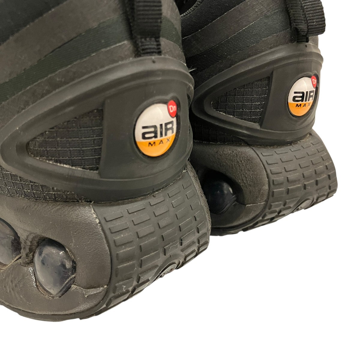 【AIR MAX DN ROAM】スニーカーHQ8605-001