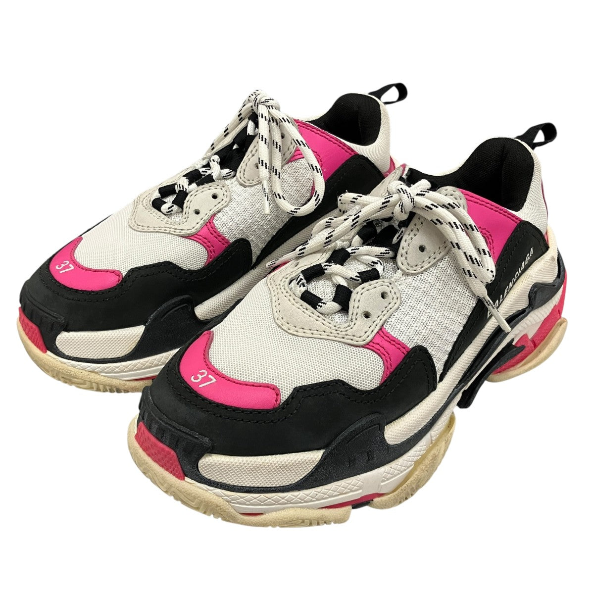 【Triple S】ダッドスニーカー524039