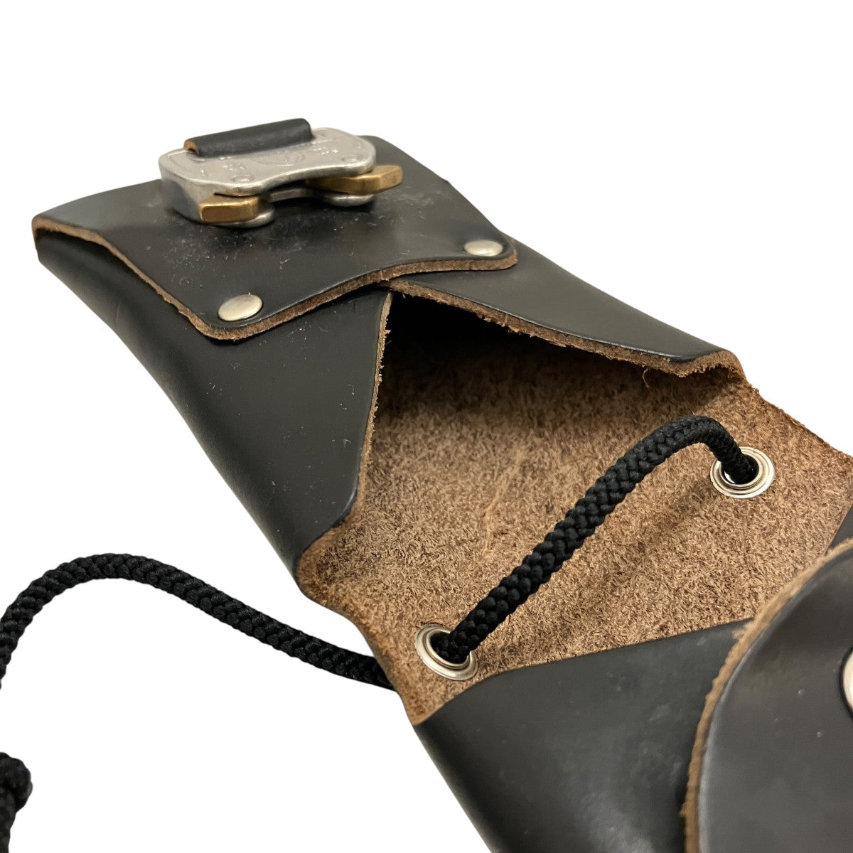 buckle wallet