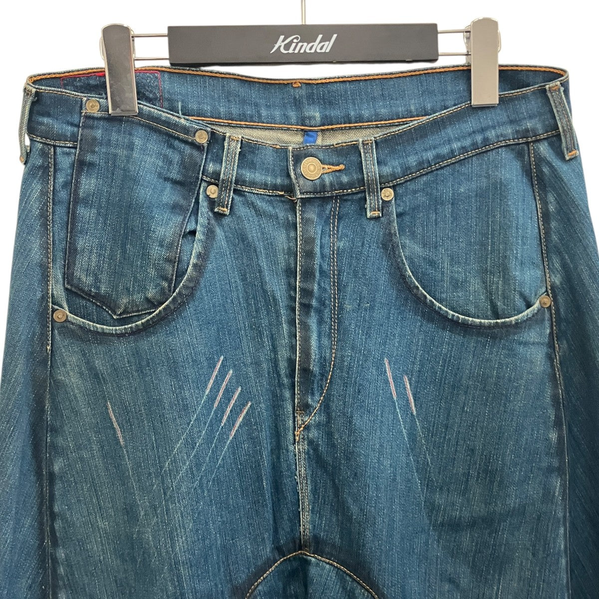 Levi’s RED LEGAL BANNED デニムパンツ