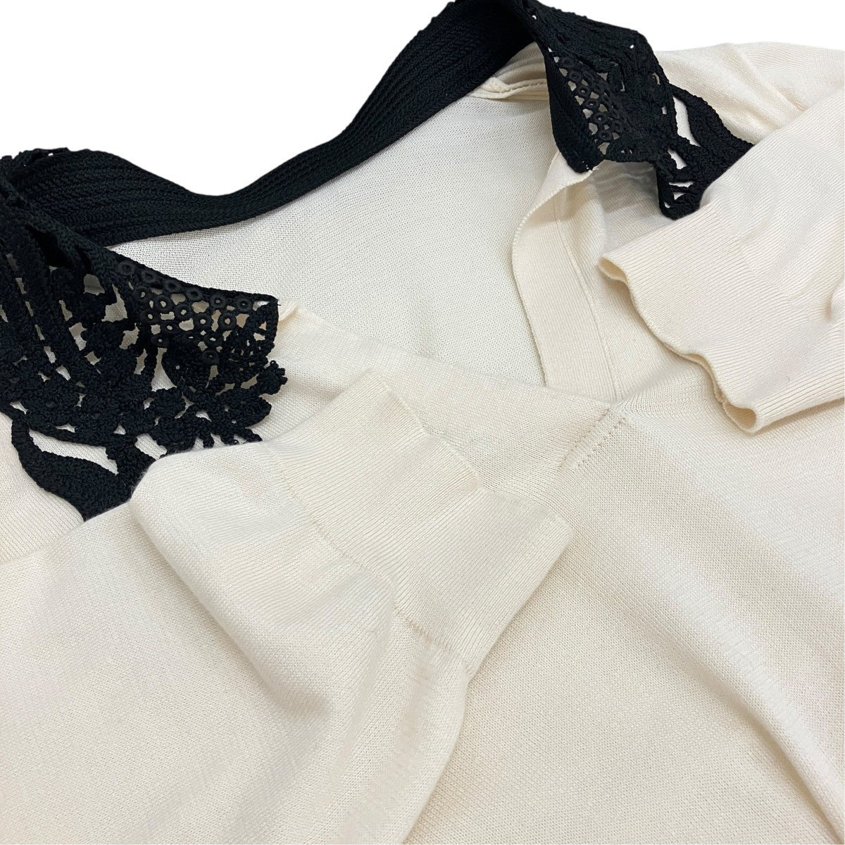 25FW【EMBROIDERY COLLAR KNITTED TOP】エンブロイダリーカラーニットトップMM25FW-KN037