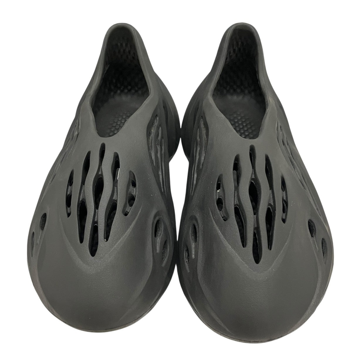 【YEEZY FOAM RUNNER】サンダルHP8739