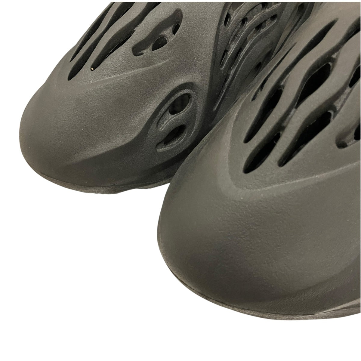 【YEEZY FOAM RUNNER】サンダルHP8739